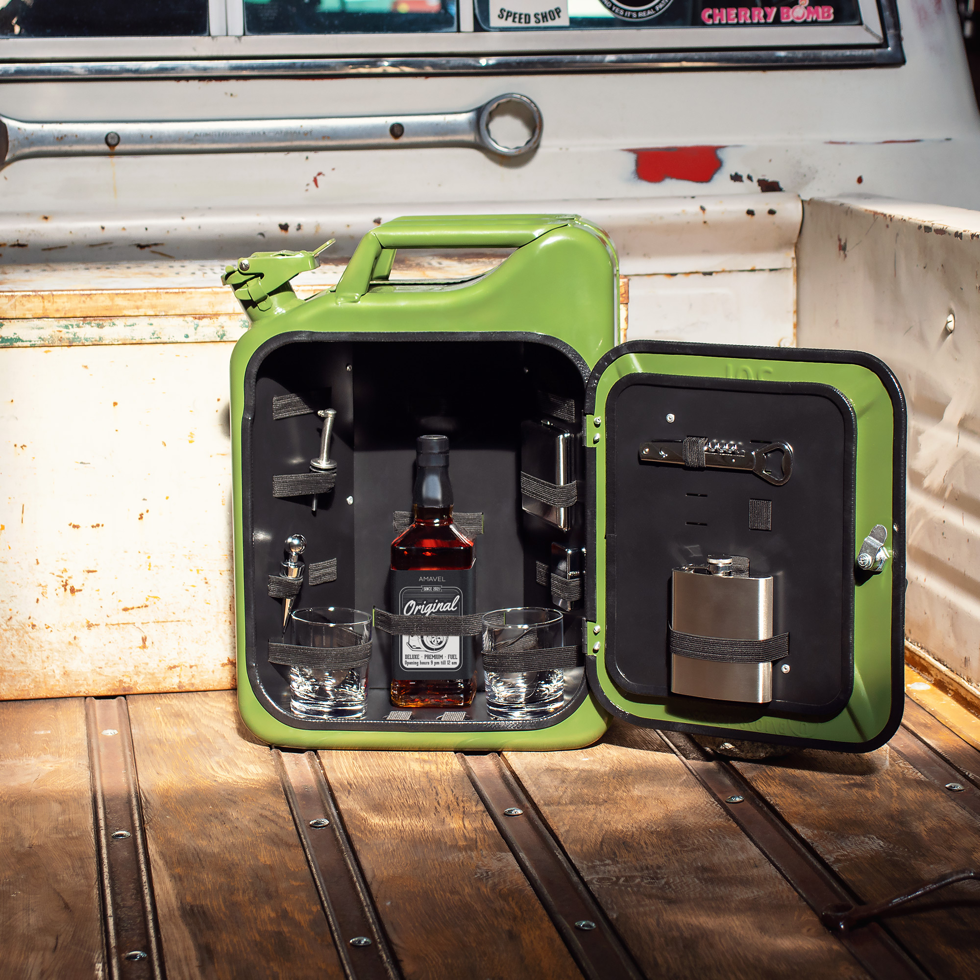 Mobile Mini Bar - Kanister Barschank mit Zubehör grün